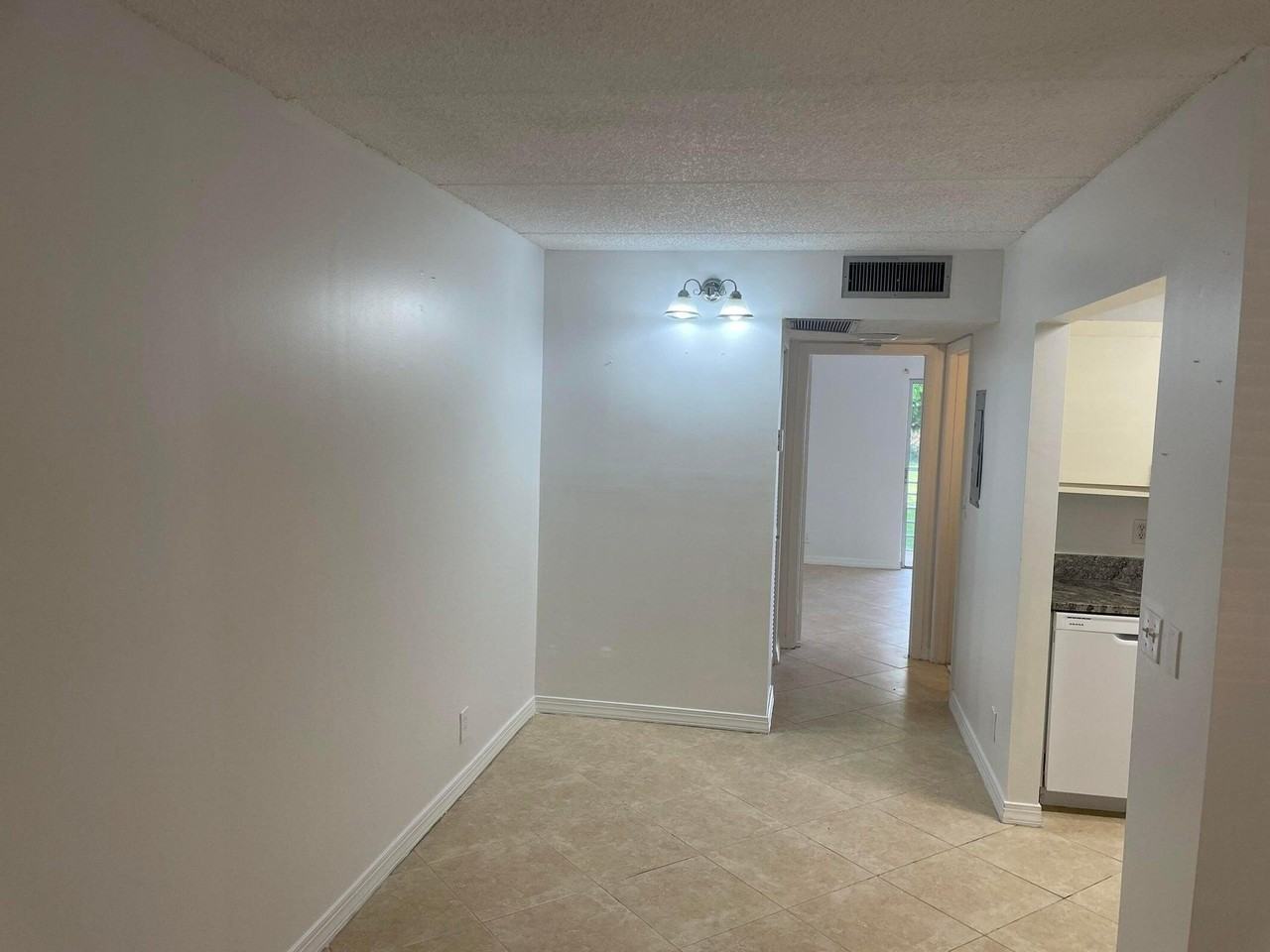 2100 Springdale Blvd Apt 209 - Photo 7 of 27