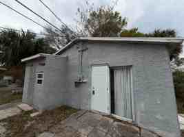 featured image of 701 N 9th St Unit B