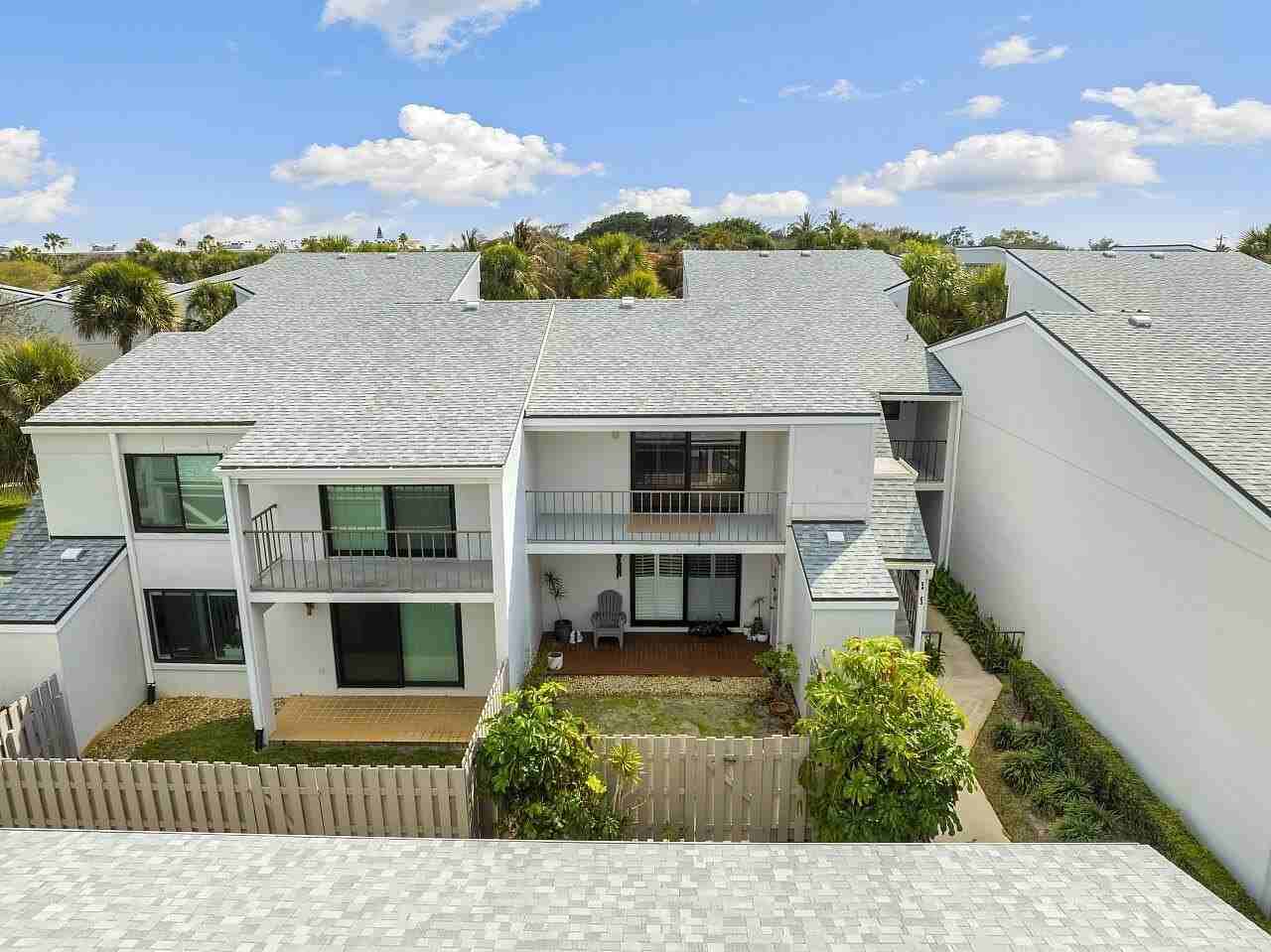 2155 Galleon Dr Apt E4 - Photo 4 of 34