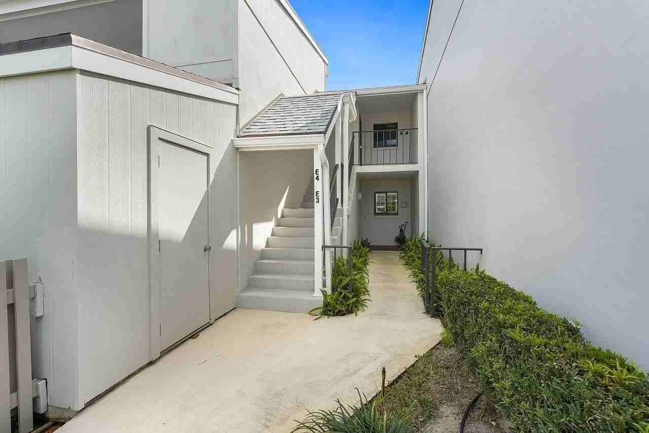 2155 Galleon Dr Apt E4 - Photo 5 of 34