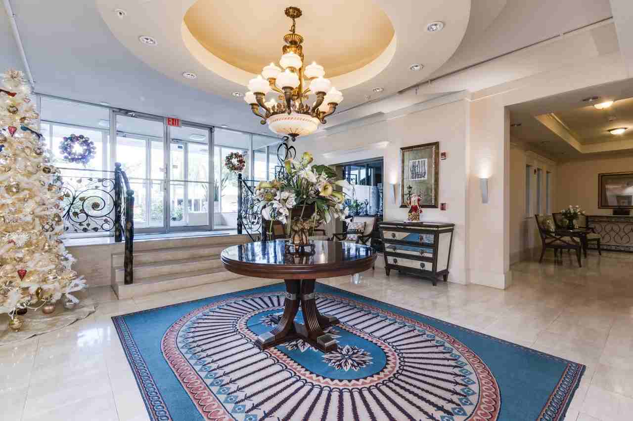 1000 Spanish River Rd Apt 4g - Photo 4 of 50