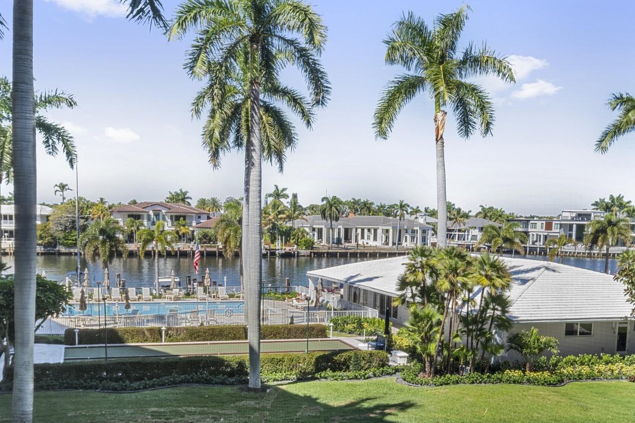 3300 S Ocean Blvd Apt 318c - Photo 5 of 39