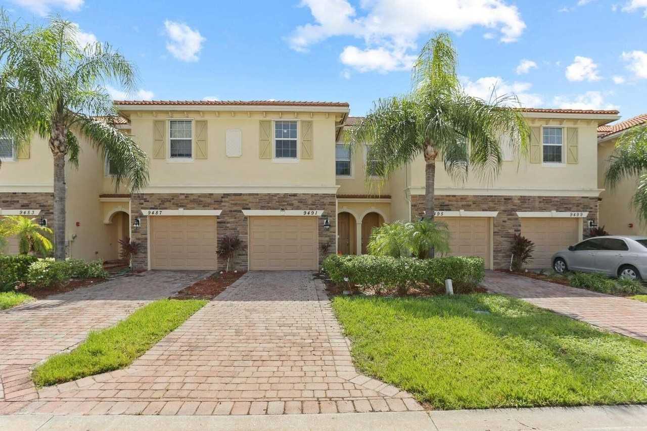 9491 Sw Merlin Ct - Photo 2 of 45