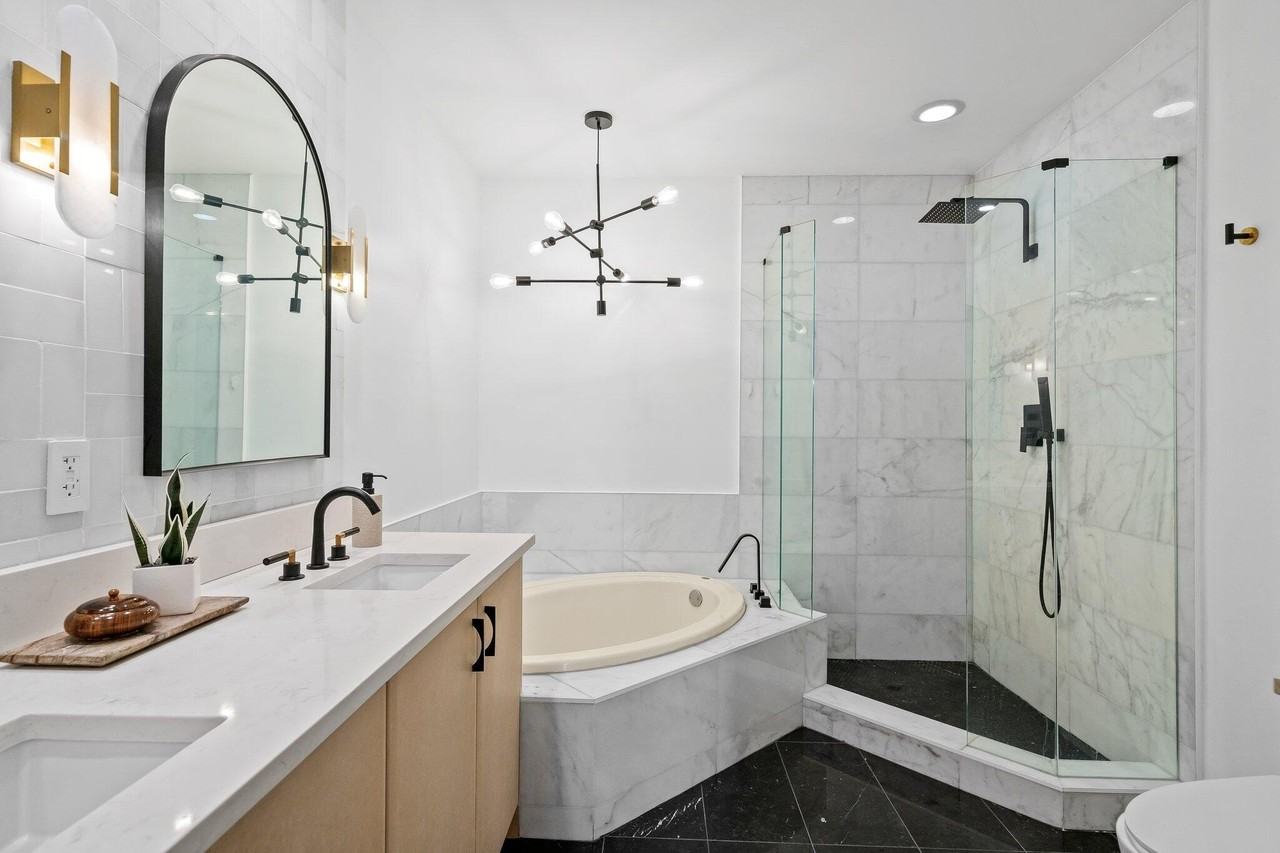 403 S Sapodilla Ave Unit 806 - Photo 6 of 11