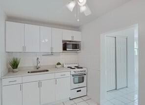 4710 Garden Ave Unit 1 - Photo 7 of 18