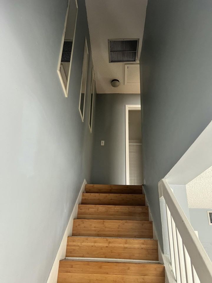 5112 Society Pl W Apt I - Photo 7 of 19