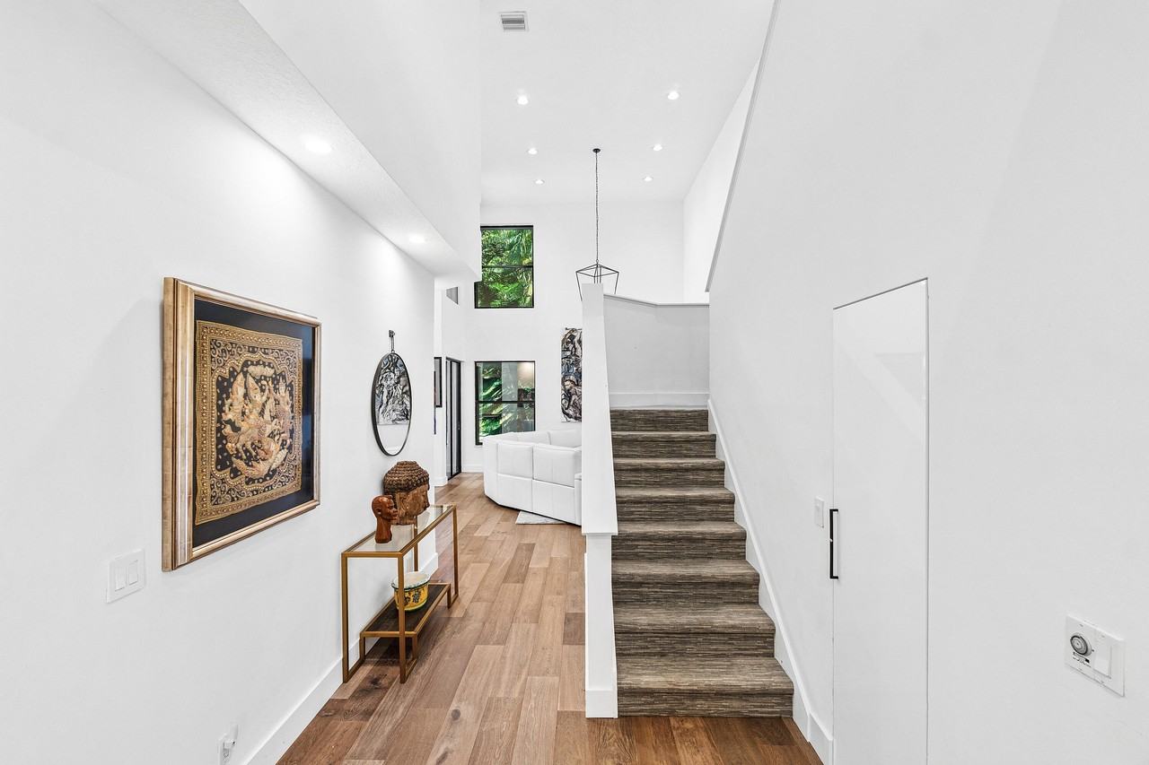 2493 Nw 64th St - Photo 2 of 29