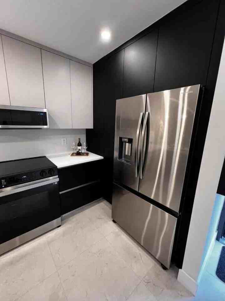 2244 Spanish Trl Apt 3 - Photo 5 of 8