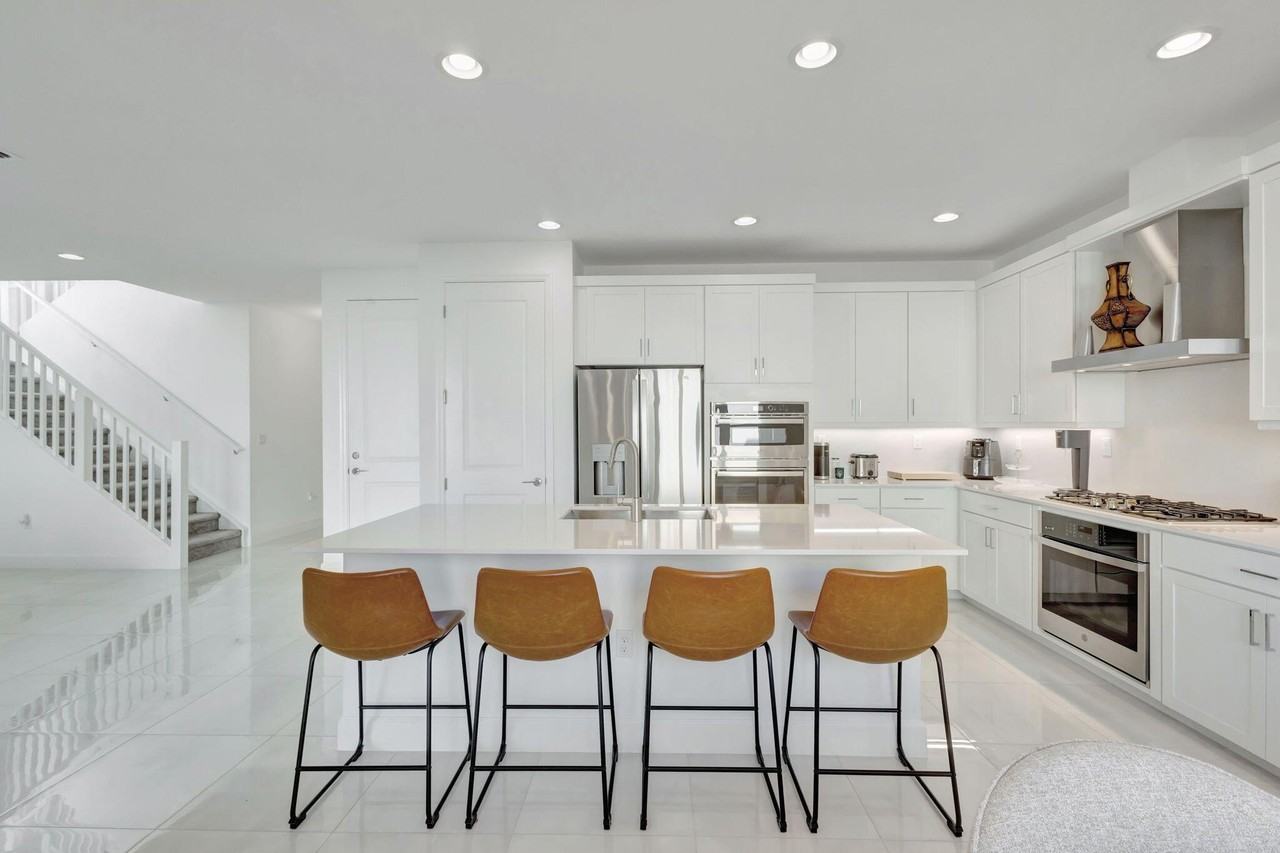 1396 Bushel Creek Xing - Photo 2 of 27