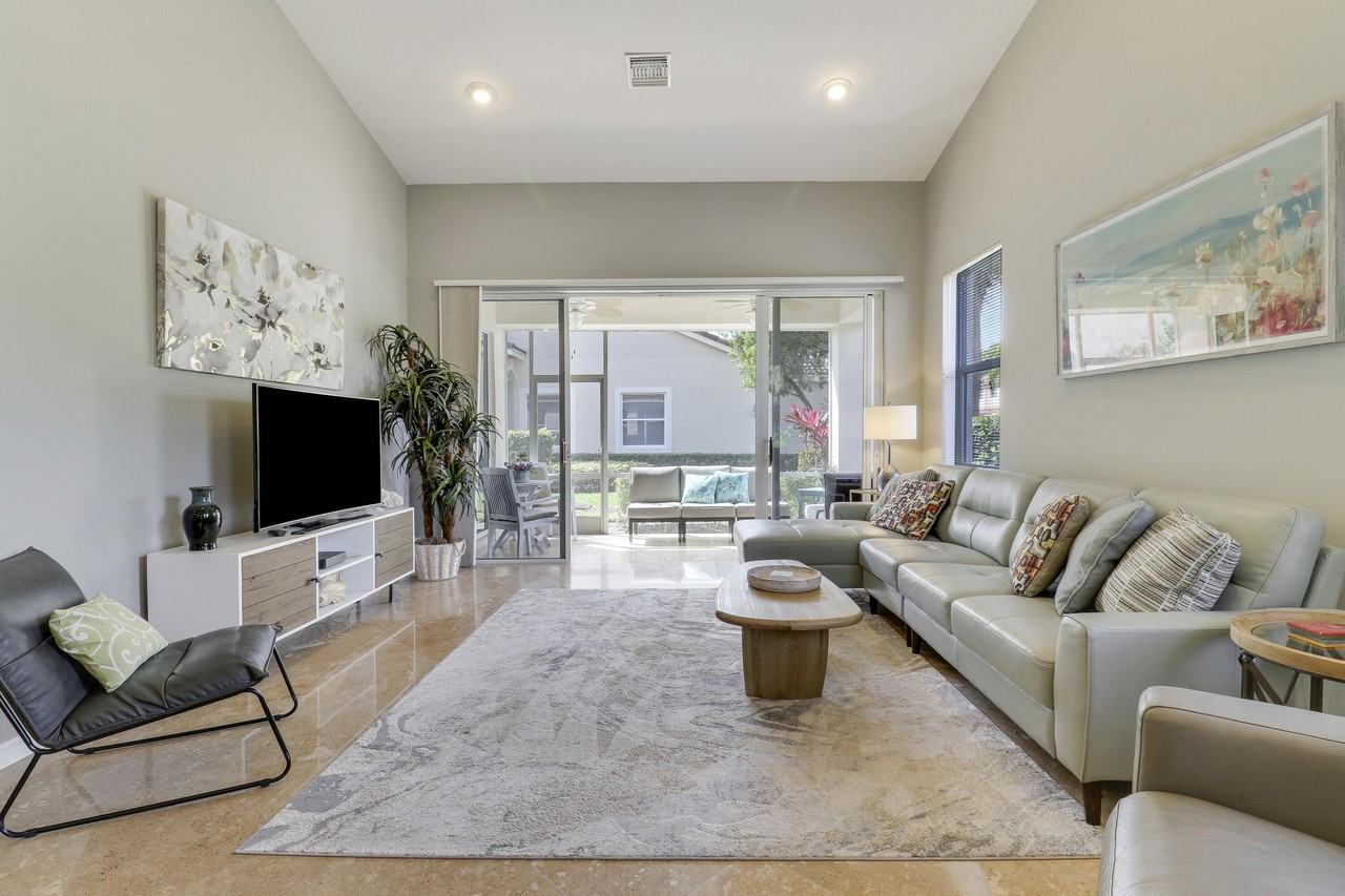 8400 Mulligan Cir - Photo 7 of 32