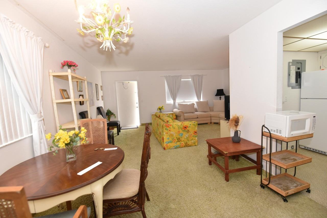 715 Saxony O - Photo 5 of 14