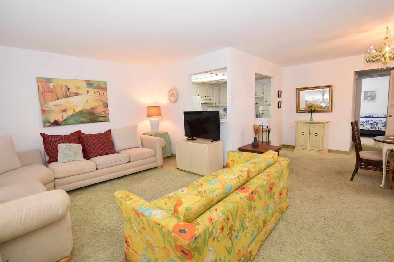 715 Saxony O - Photo 7 of 14