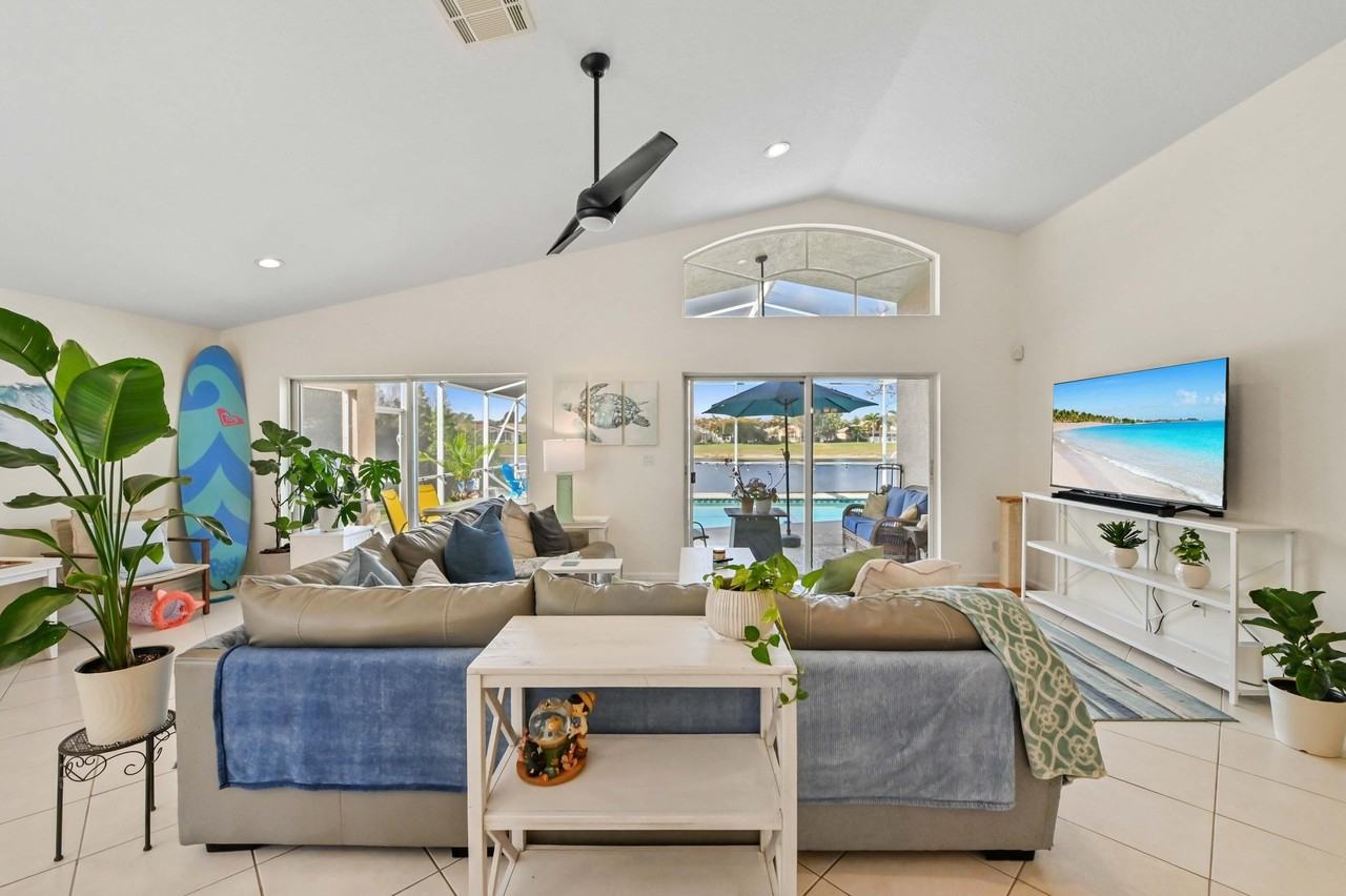 865 Se Westminster Pl - Photo 5 of 24