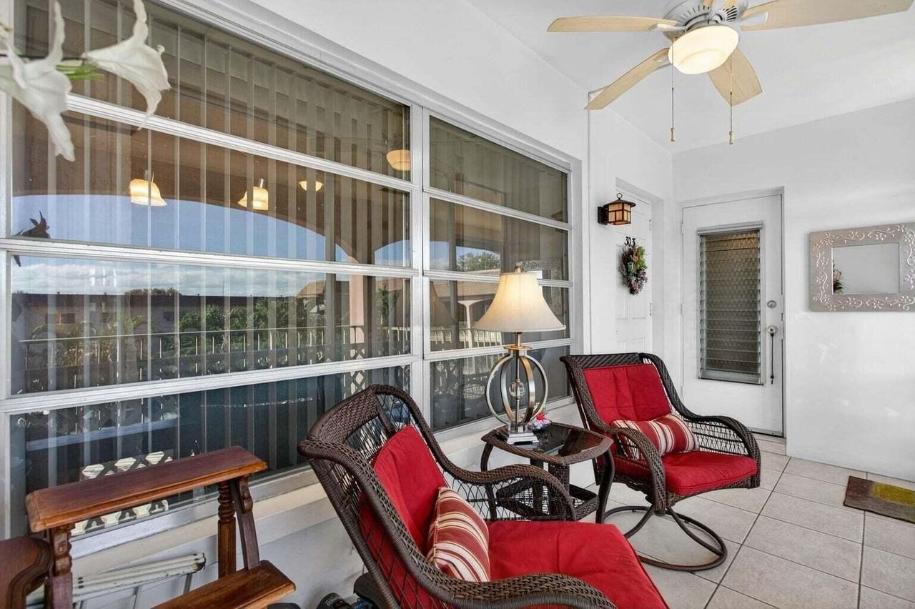 100 Se 6th Ave Apt 303 - Photo 6 of 50