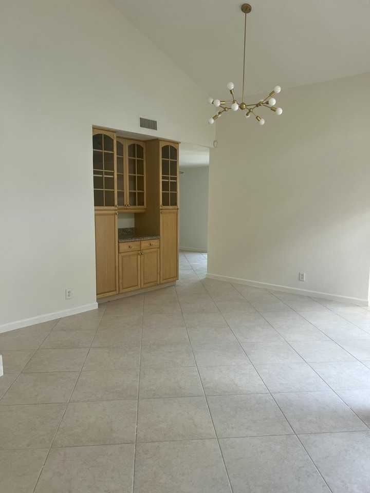 6498 Sweet Maple Ln - Photo 5 of 19