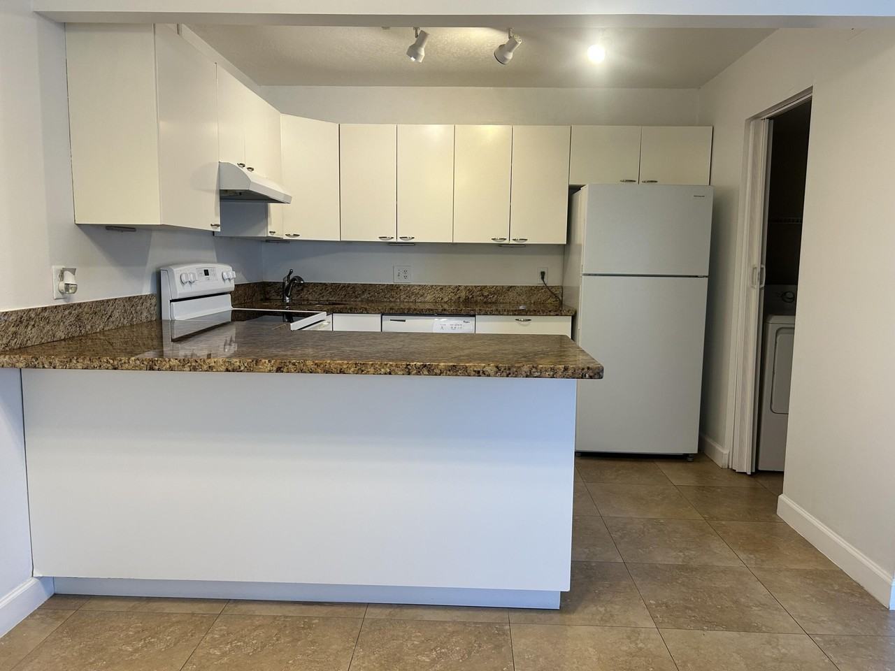 4988 Sable Pine Cir Apt B1 - Photo 3 of 27