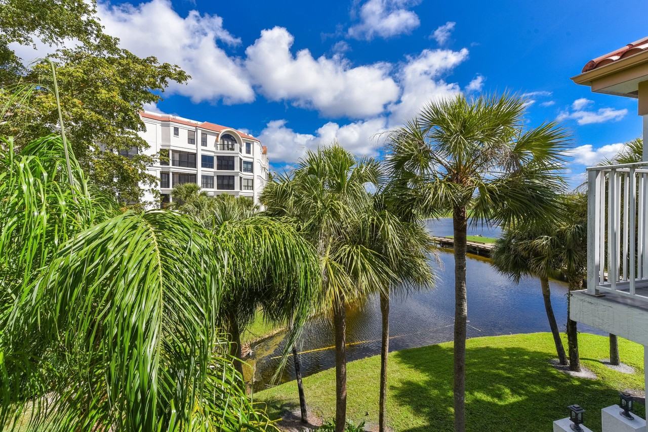 7369 Orangewood Ln Apt 301 - Photo 2 of 50