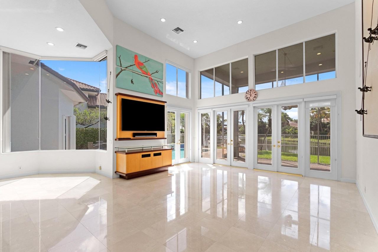 19230 Fox Landing Dr - Photo 6 of 50