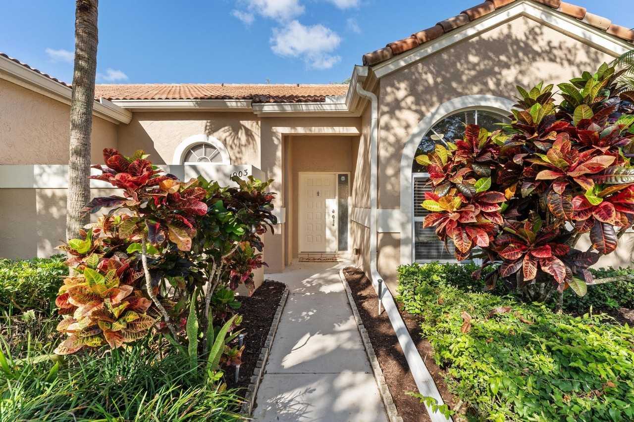 1903 Rosewood Way - Photo 4 of 33