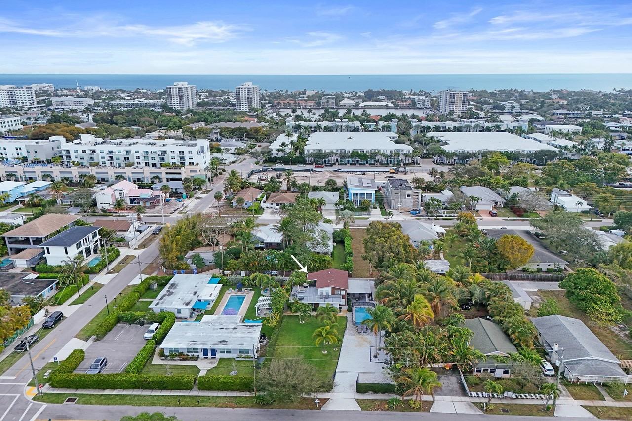 311 Se 3rd Ave - Photo 4 of 50