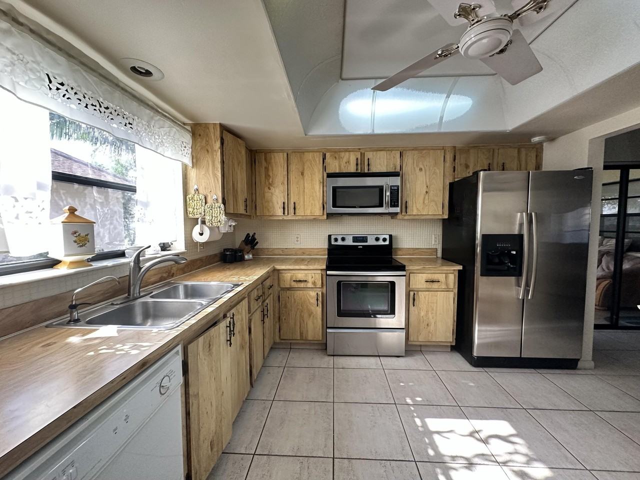 6273 Tall Cypress Cir - Photo 4 of 13