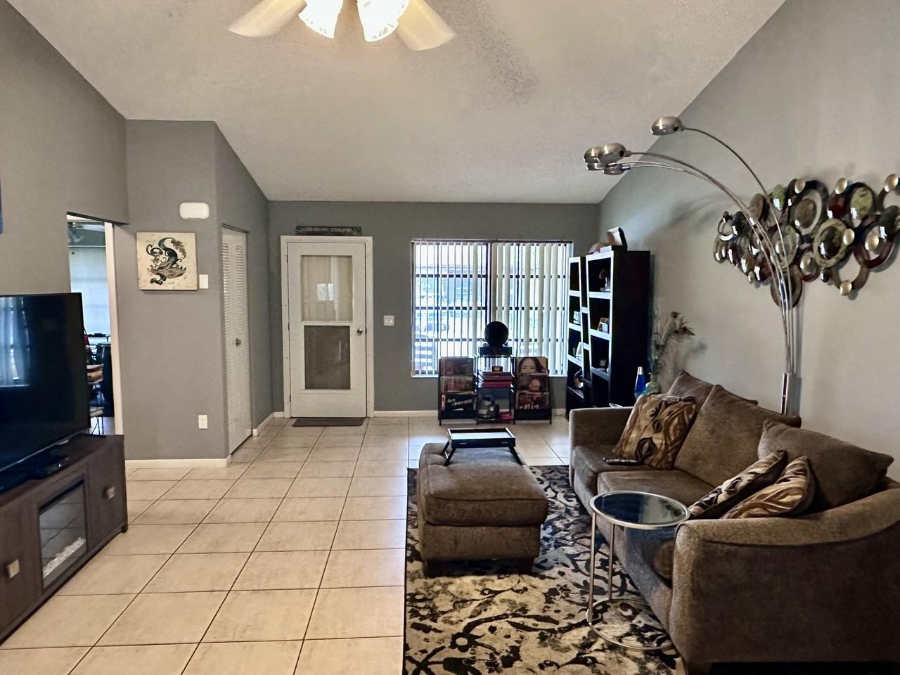 6273 Tall Cypress Cir - Photo 5 of 13