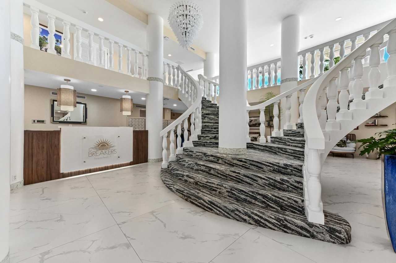 710 N Ocean Blvd Apt 710 - Photo 4 of 42