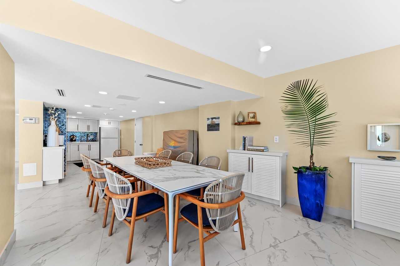 710 N Ocean Blvd Apt 710 - Photo 5 of 42