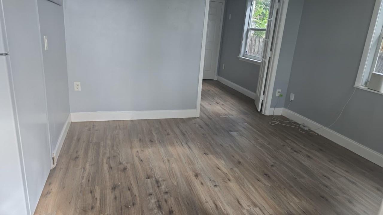 220 Fleming Ave Unit 1 - Photo 4 of 13