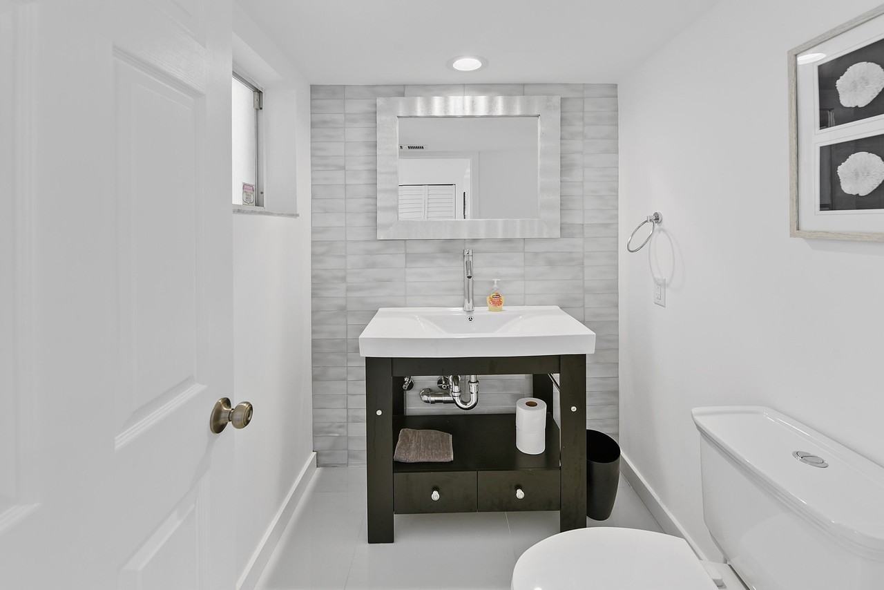 7369 Orangewood Ln Apt 303 - Photo 7 of 50