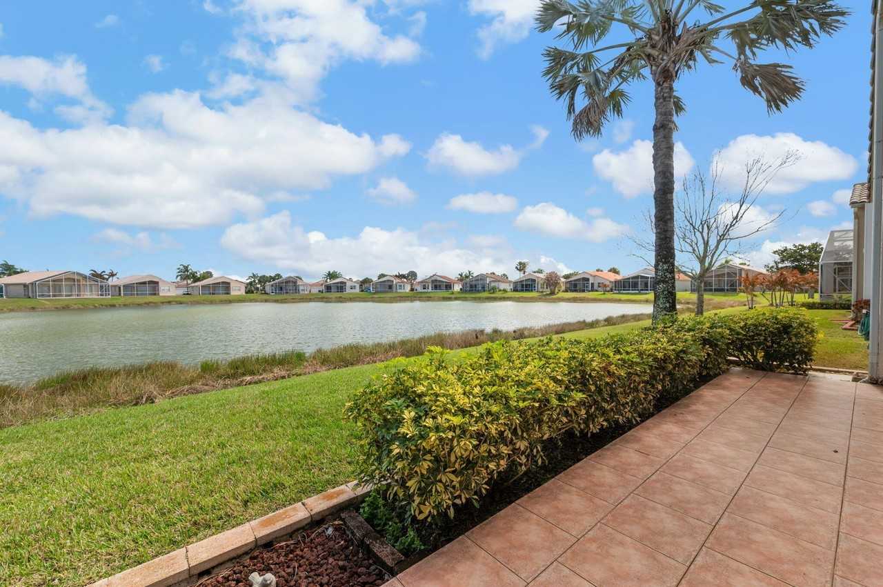 364 Nw Sunview Way - Photo 5 of 37