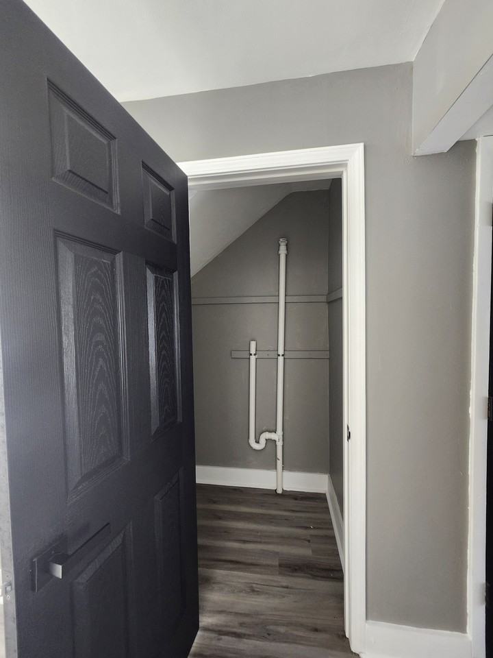 862 Mansard Square Dr #862TH - Photo 4 of 8