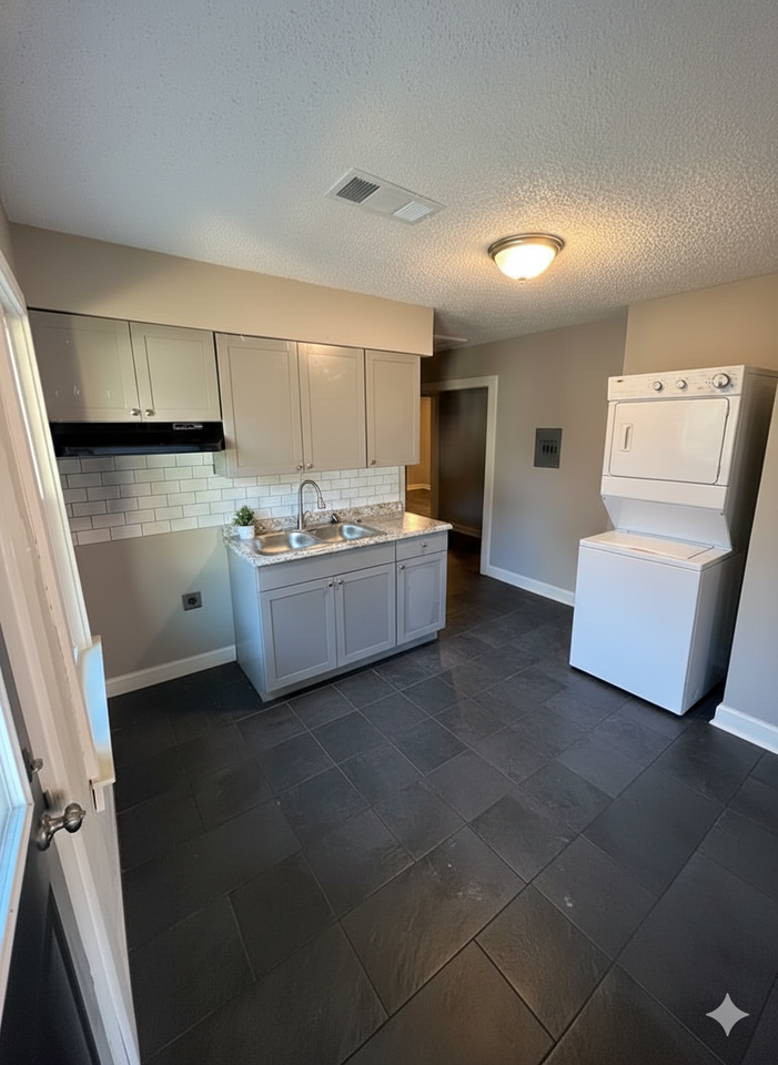 862 Marianna St #1 - Photo 3 of 19