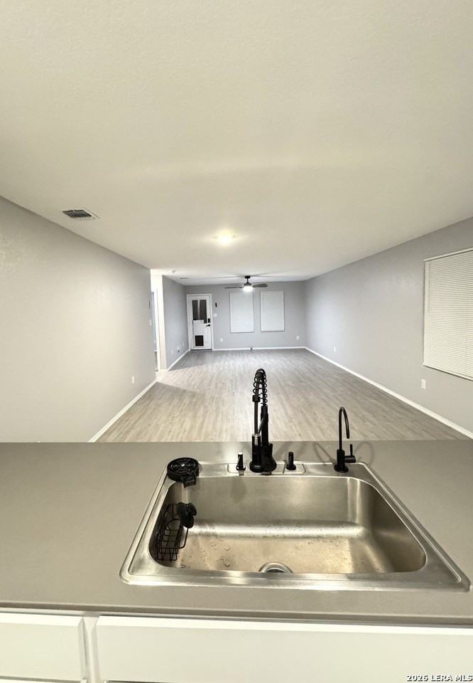 6855 Burgess Rdg - Photo 5 of 33