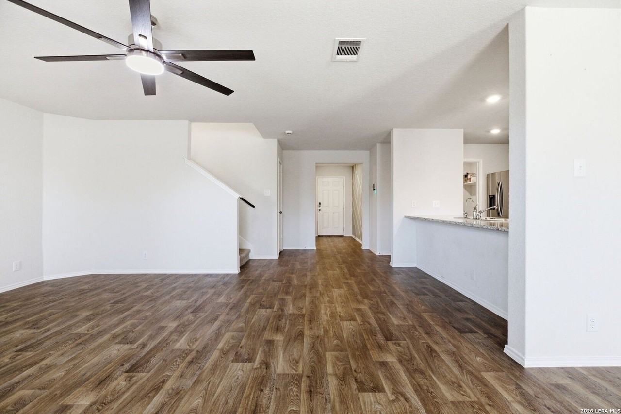 1042 Andean Emerald - Photo 5 of 18