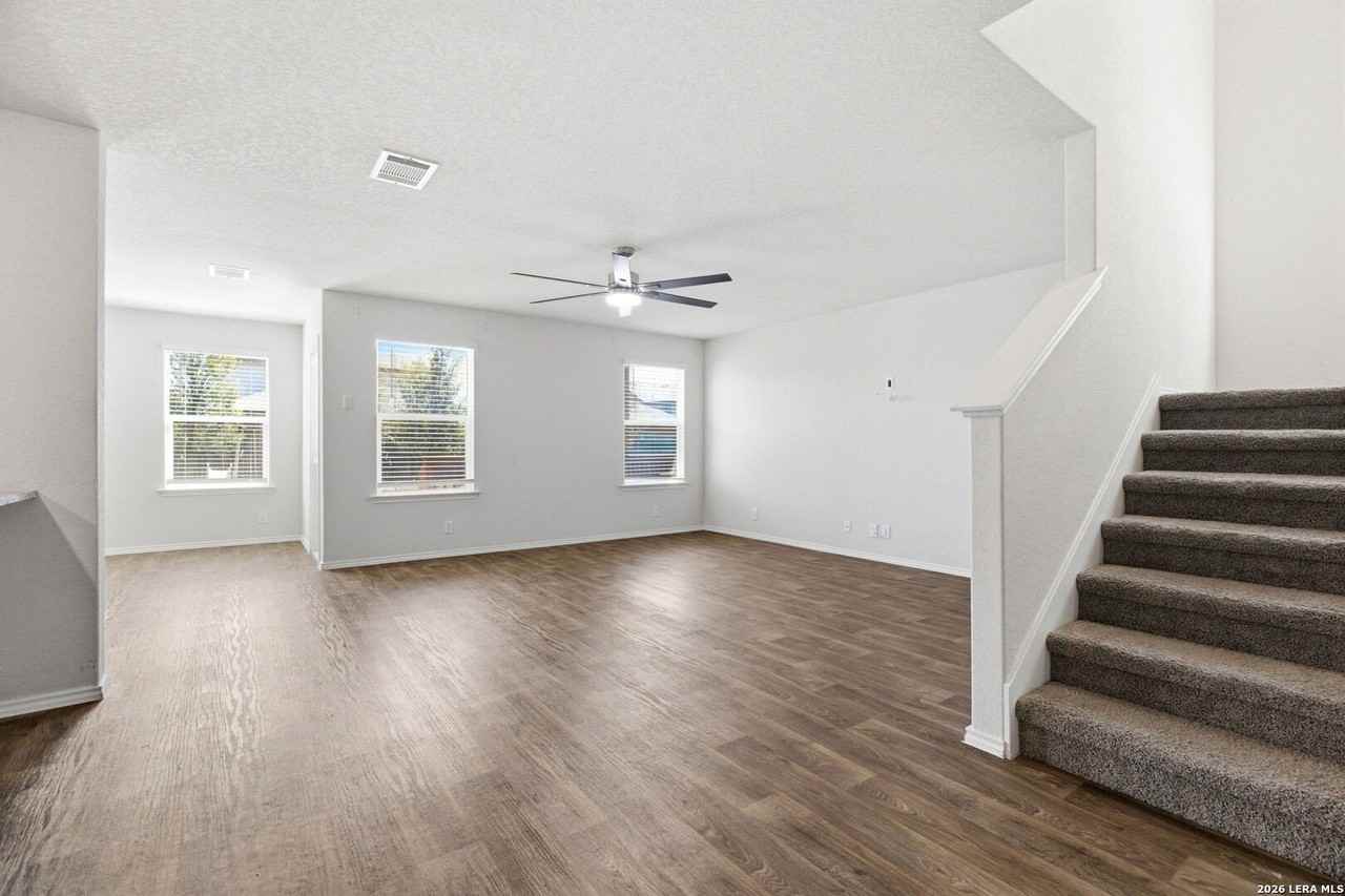 1042 Andean Emerald - Photo 6 of 18