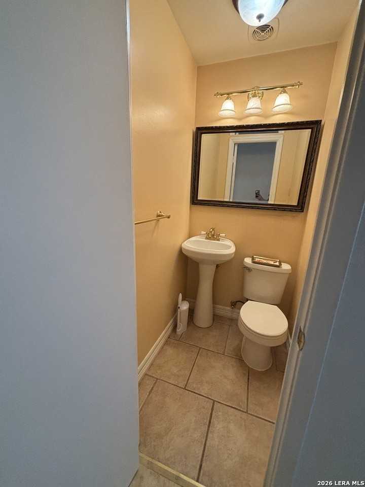 1903 Flamingo Dr - Photo 7 of 15