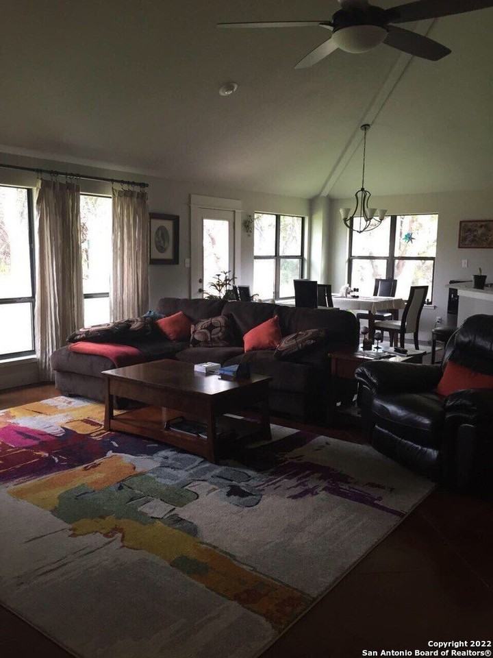 2046 Mulberry Cir - Photo 4 of 25