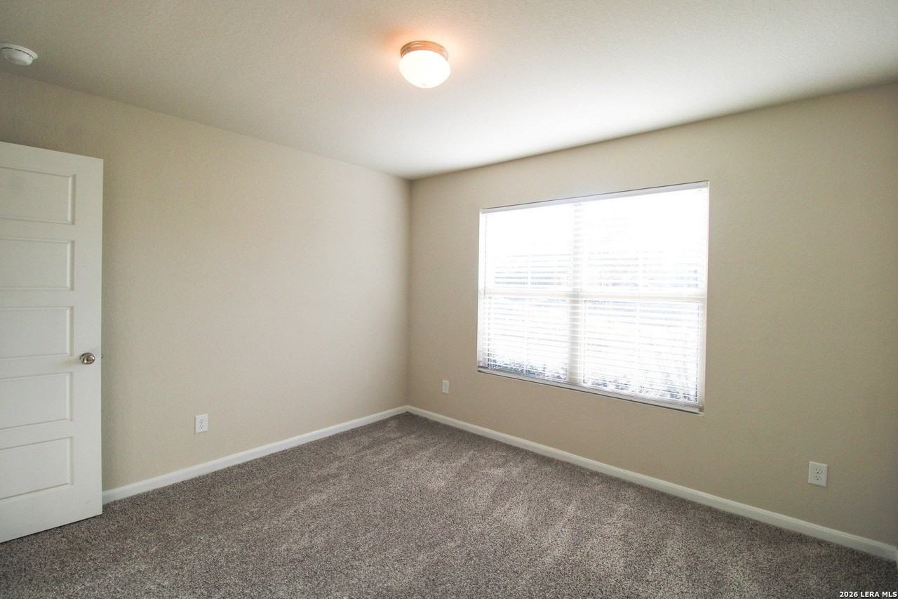 7043 Diamond Vly - Photo 6 of 39