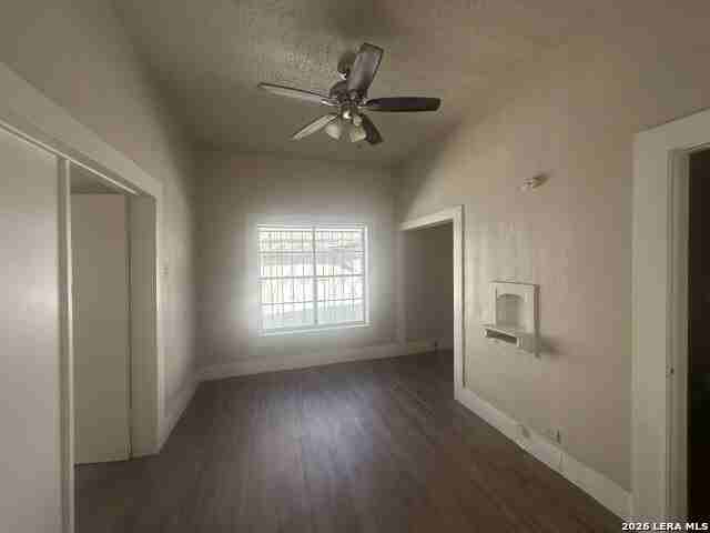 1209 El Paso St - Photo 5 of 10