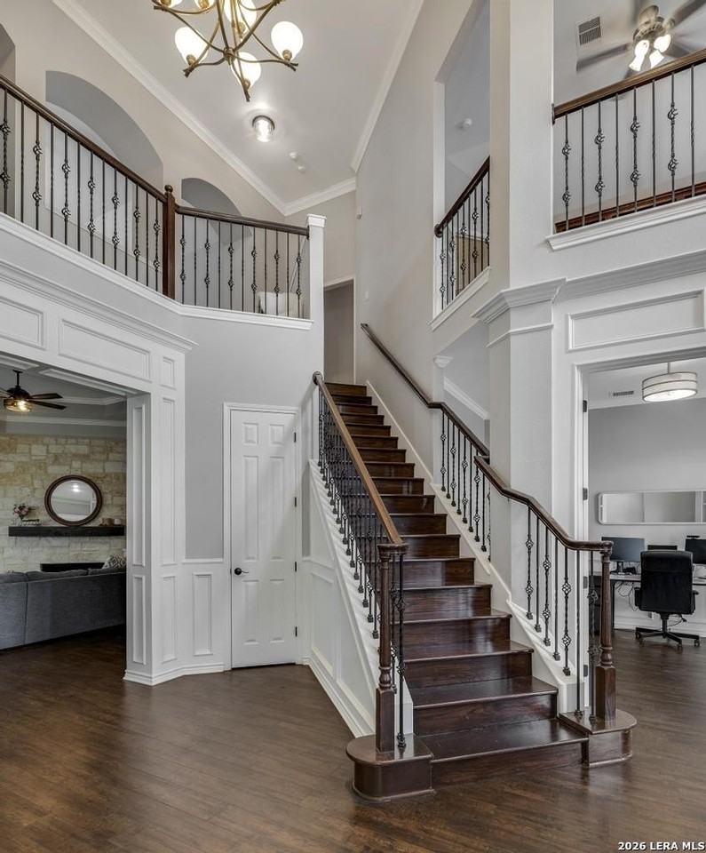 8706 Timberland Trl - Photo 5 of 45