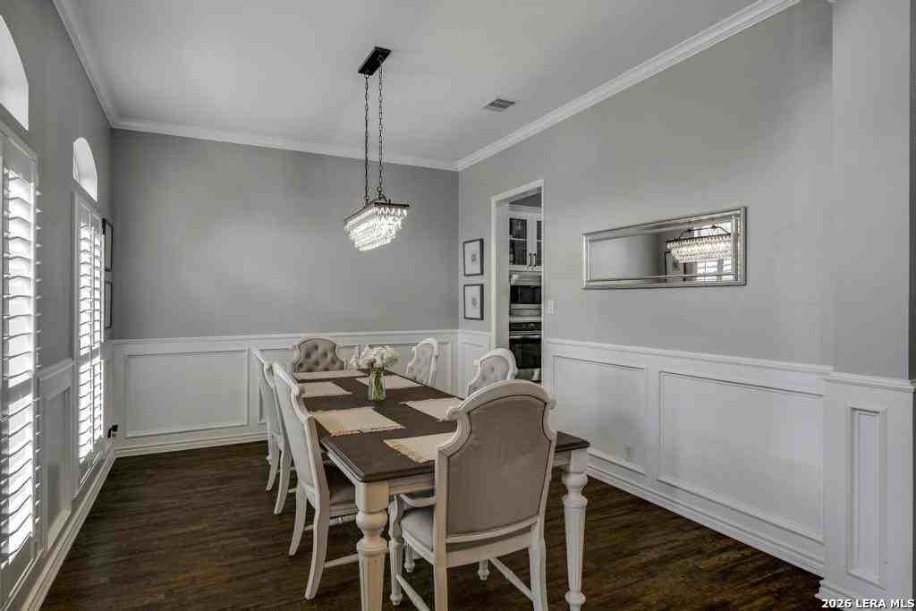 8706 Timberland Trl - Photo 7 of 45