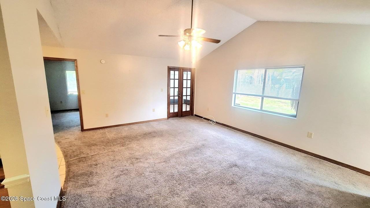 4164 Fishermans Pl - Photo 3 of 12