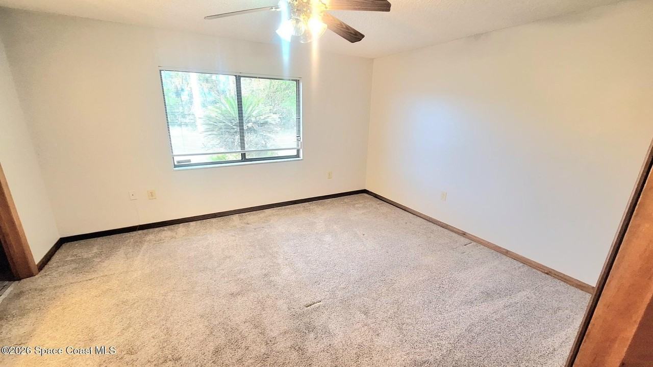 4164 Fishermans Pl - Photo 6 of 12