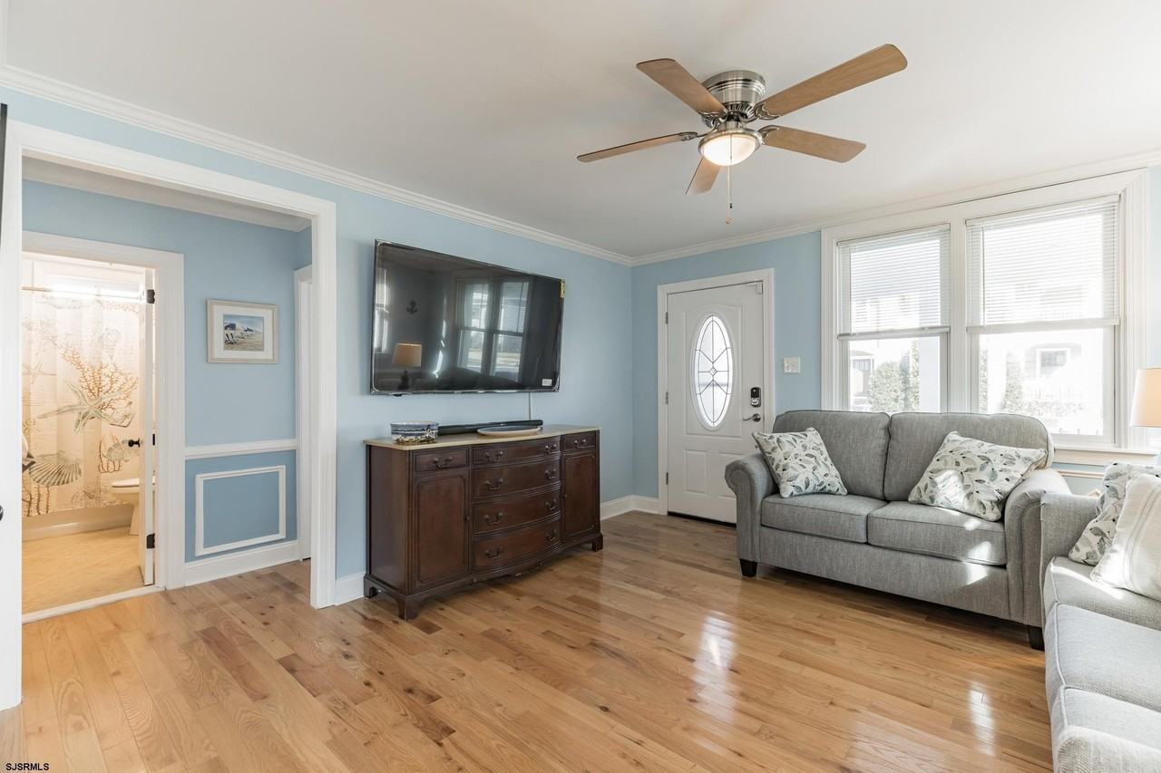 26 S 32nd Ave - Photo 6 of 33