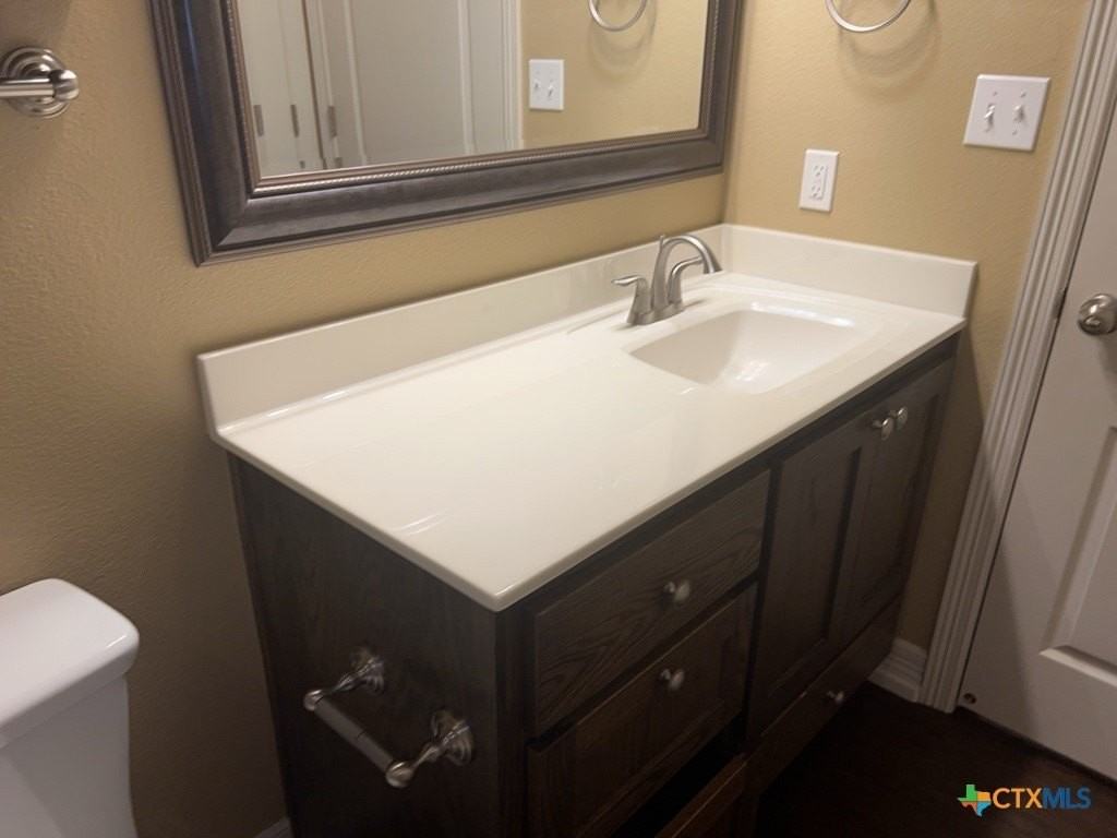 2710 Clear Creek Rd Apt 203 - Photo 4 of 14