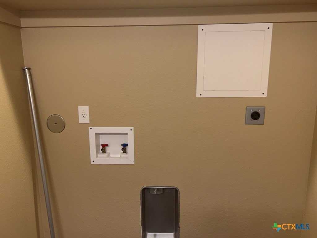 2710 Clear Creek Rd Apt 203 - Photo 5 of 14