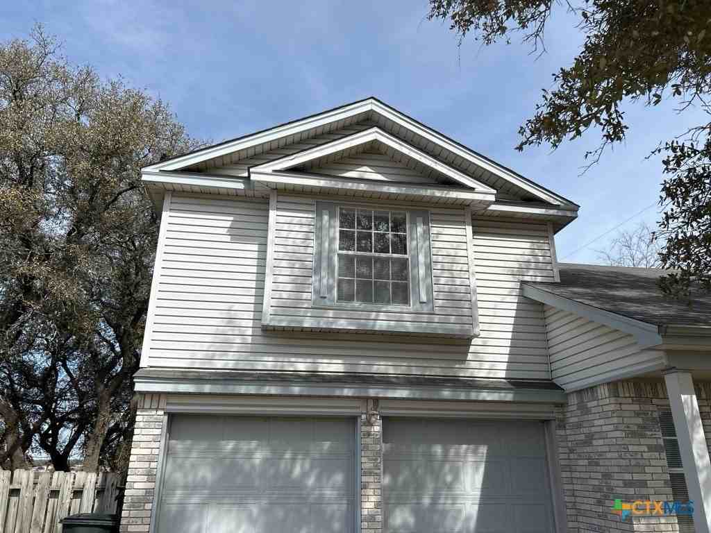 3505 Winchester Dr - Photo 3 of 20