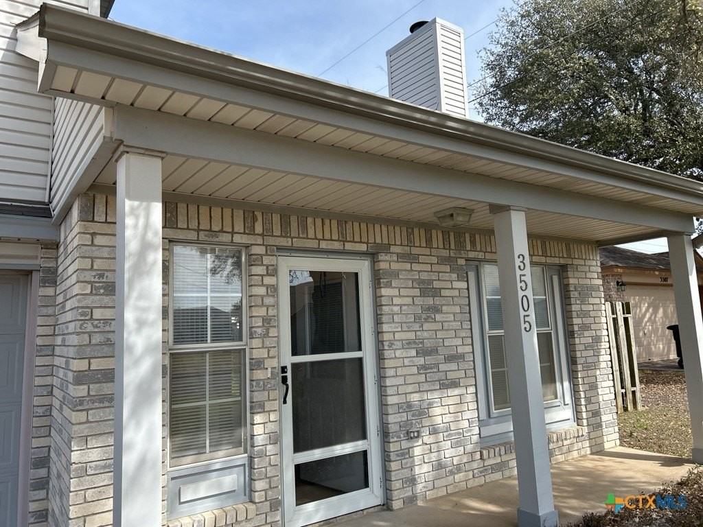 3505 Winchester Dr - Photo 4 of 20