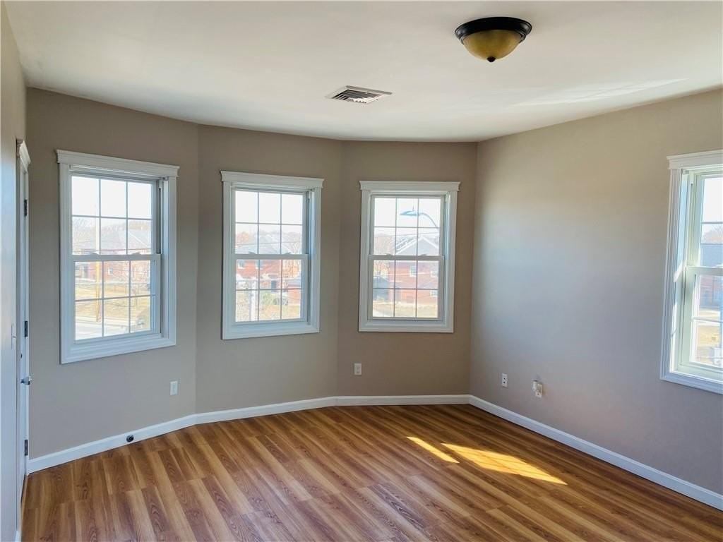 131 Beverage Hill Ave - Photo 4 of 8